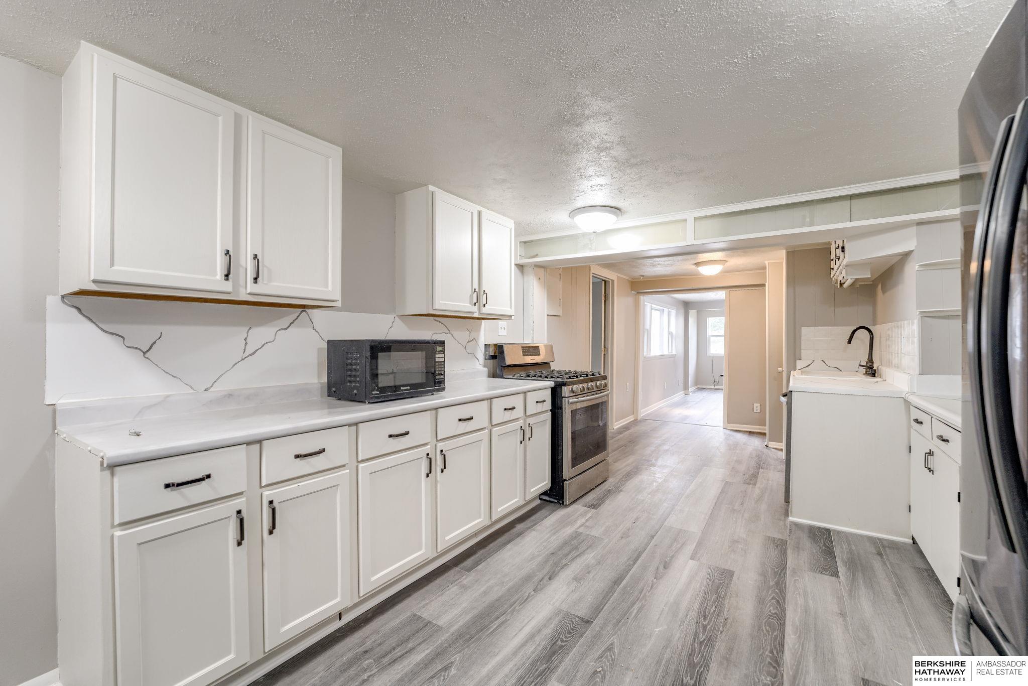 Bellevue, Nebraska 68005, United States, 4 Bedrooms Bedrooms, ,1 BathroomBathrooms,Residential,Active,197638