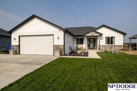 Photo of 120 Hunter Street, Ceresco, NE 68017 (MLS # 22610617)