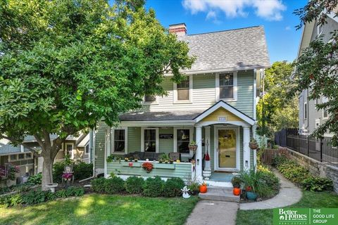 Photo of 5118 California Street, Omaha, NE 68132 (MLS # 22528060) Photo of 5118 California Street, Omaha, NE 68132 (MLS # 22528060)