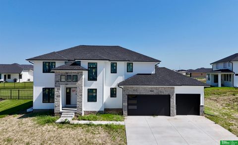 Photo of 21108 Arlington Street, Elkhorn, NE 68022 (MLS # 22512541)