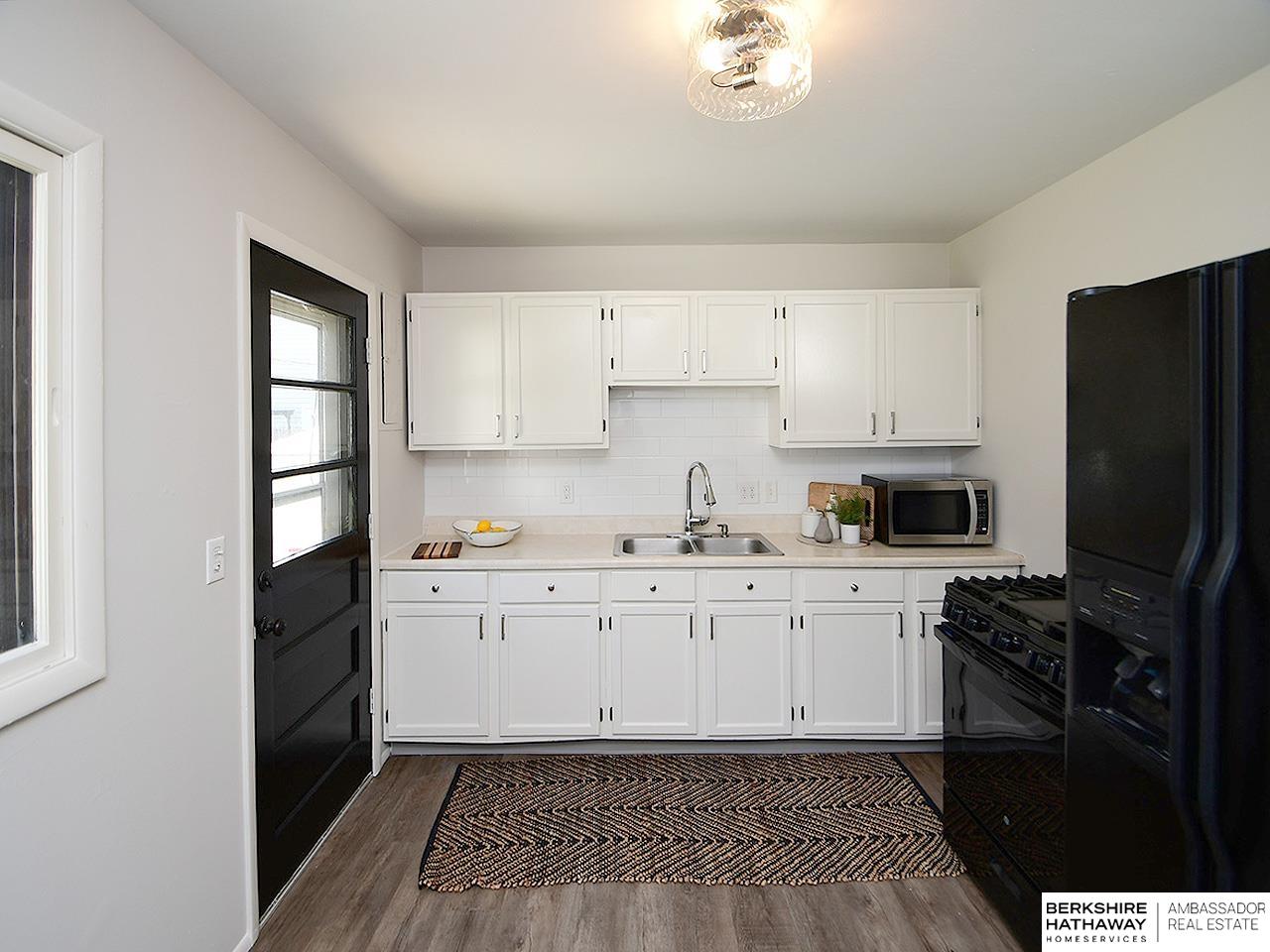 Lincoln, Nebraska 68504, United States, 2 Bedrooms Bedrooms, ,1 BathroomBathrooms,Residential,Active,236695