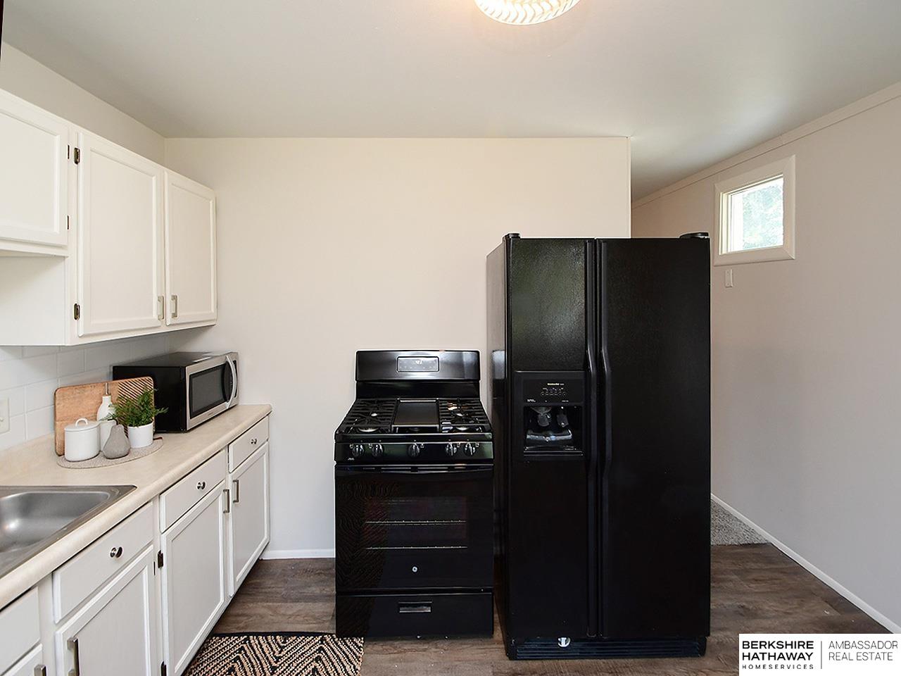 Lincoln, Nebraska 68504, United States, 2 Bedrooms Bedrooms, ,1 BathroomBathrooms,Residential,Active,236695