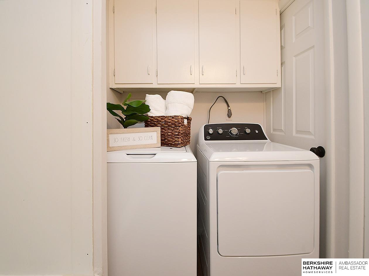 Lincoln, Nebraska 68504, United States, 2 Bedrooms Bedrooms, ,1 BathroomBathrooms,Residential,Active,236695