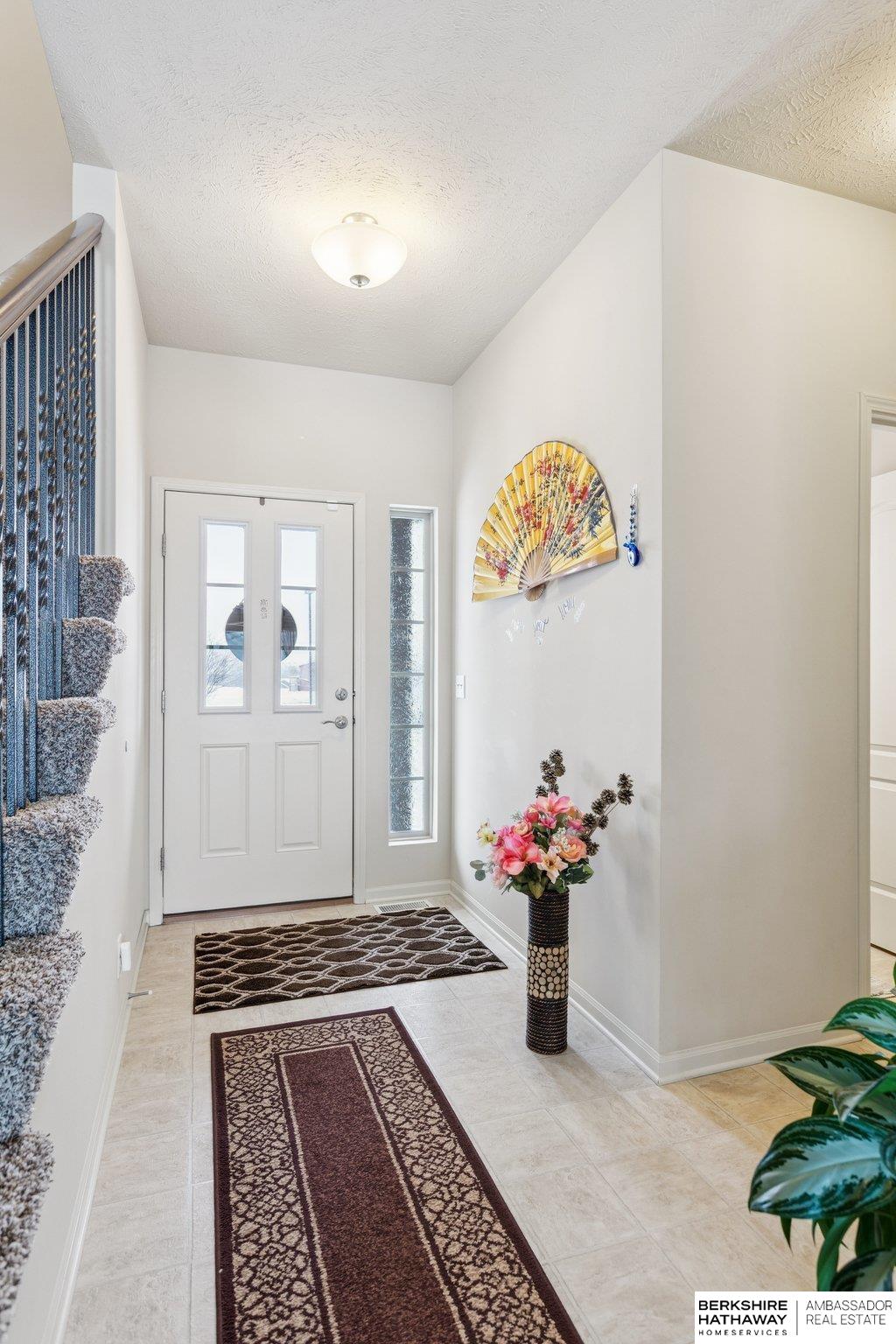 Omaha, Nebraska 68135, United States, 4 Bedrooms Bedrooms, ,3 BathroomsBathrooms,Residential,Active,251410