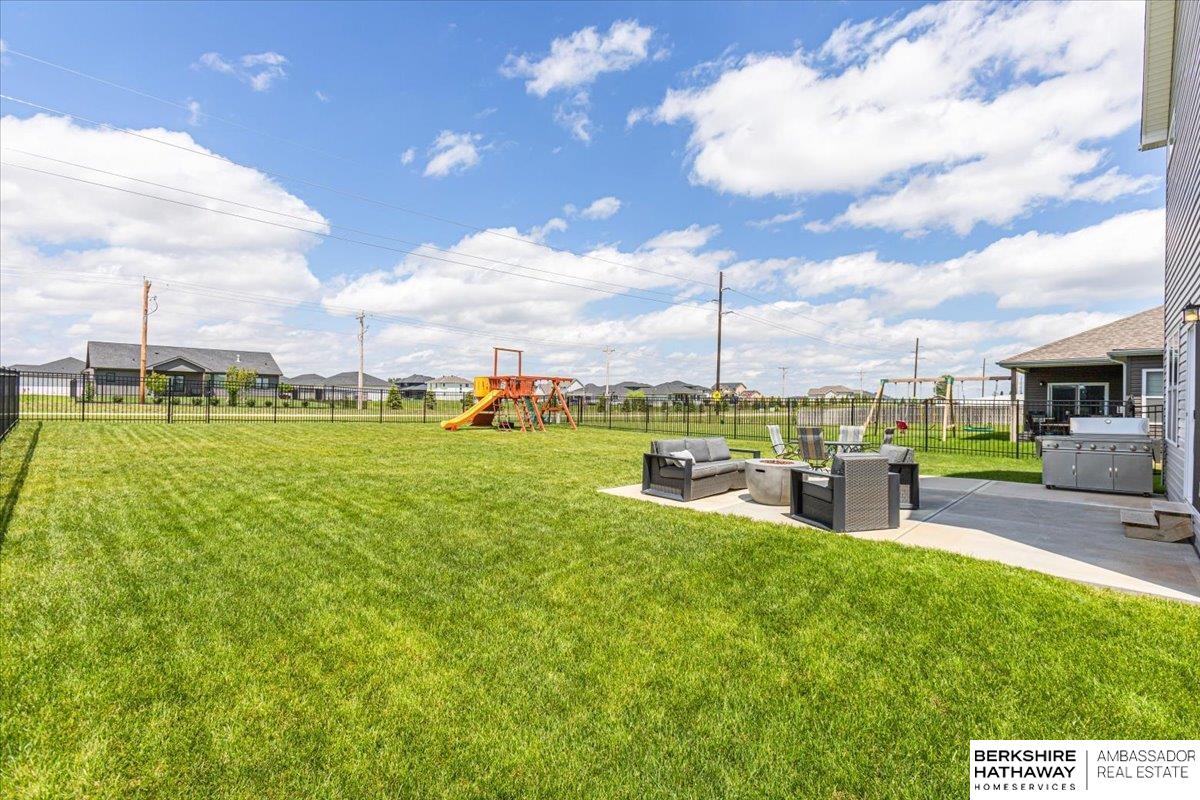 Omaha, Nebraska 68022, United States, 5 Bedrooms Bedrooms, ,4 BathroomsBathrooms,Residential,Active,101939