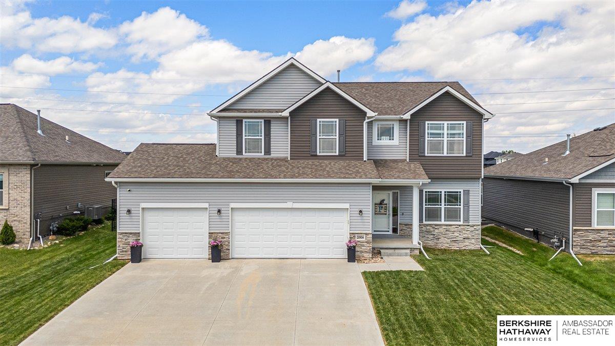 Omaha, Nebraska 68022, United States, 5 Bedrooms Bedrooms, ,4 BathroomsBathrooms,Residential,Active,101939