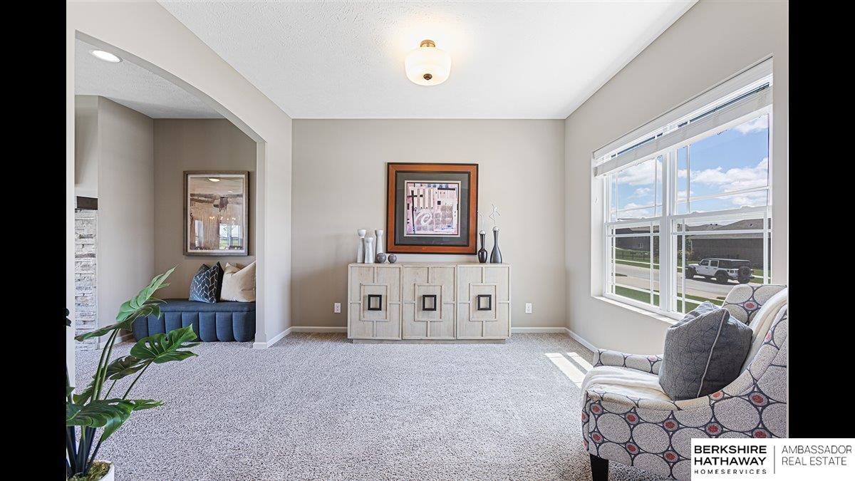 Omaha, Nebraska 68022, United States, 5 Bedrooms Bedrooms, ,4 BathroomsBathrooms,Residential,Active,101939