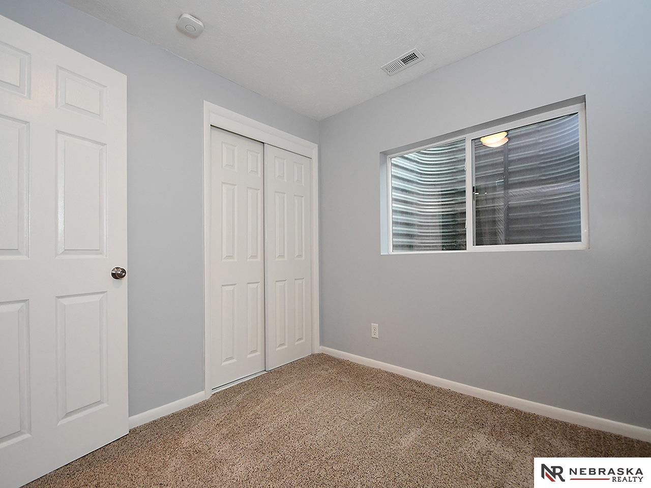 Bennington, Nebraska 68007, United States, 5 Bedrooms Bedrooms, ,3 BathroomsBathrooms,Residential,Active,216288