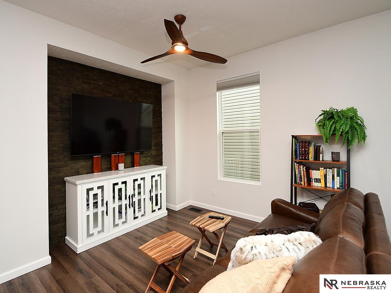 Bennington, Nebraska 68007, United States, 5 Bedrooms Bedrooms, ,3 BathroomsBathrooms,Residential,Active,216288