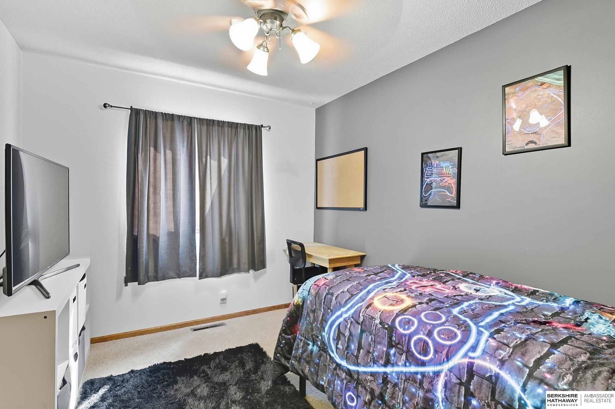 Omaha, Nebraska 68118, United States, 4 Bedrooms Bedrooms, ,2 BathroomsBathrooms,Residential,Active,211895