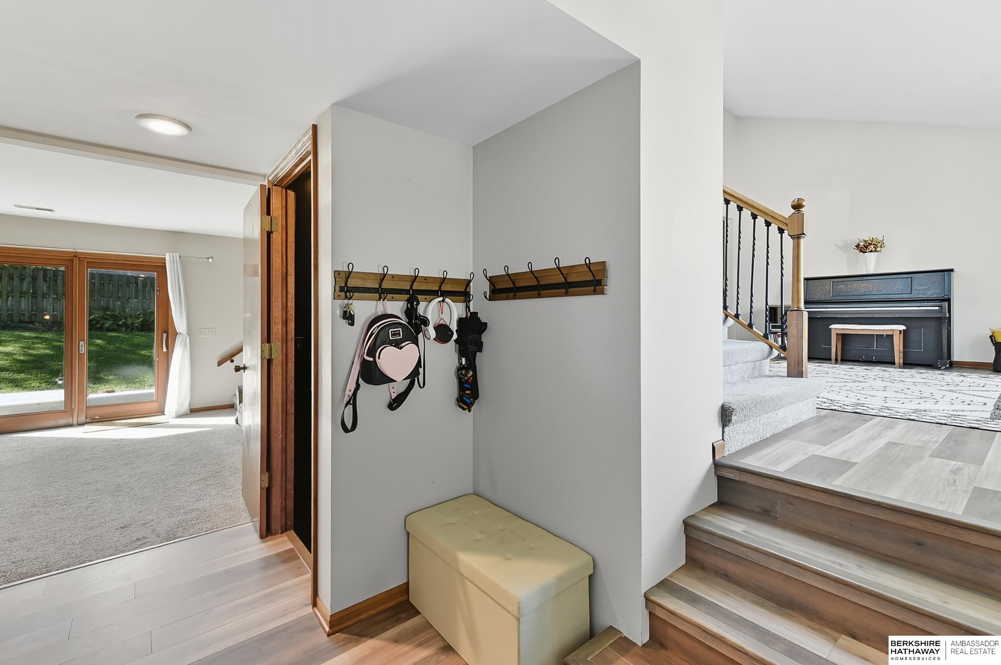 Omaha, Nebraska 68118, United States, 4 Bedrooms Bedrooms, ,2 BathroomsBathrooms,Residential,Active,211895