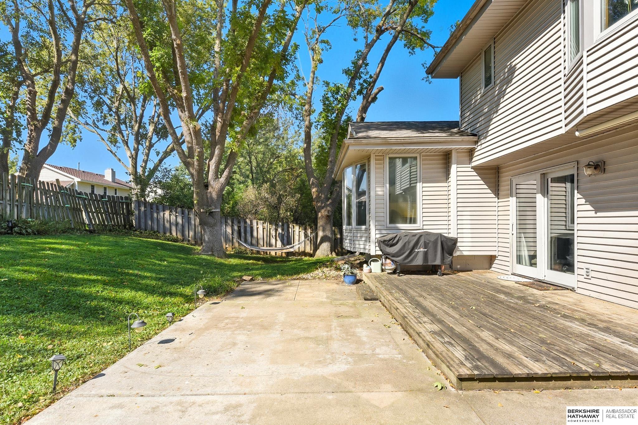 Omaha, Nebraska 68118, United States, 4 Bedrooms Bedrooms, ,2 BathroomsBathrooms,Residential,Active,211895