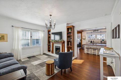 Photo of 611 elmwood Avenue, Lincoln, NE 68510 (MLS # 22608974)