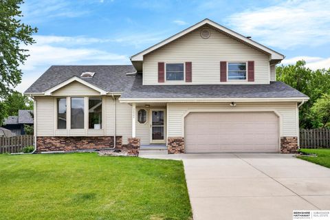 Photo of 7022 Michelle Avenue, La Vista, NE 68128 (MLS # 22612516)