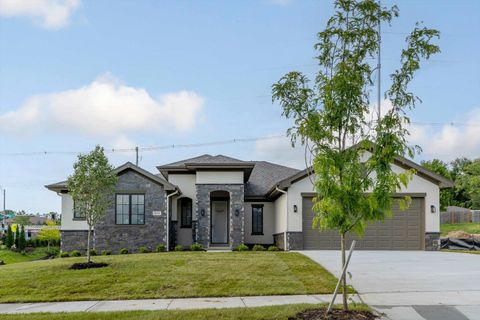 Photo of 8646 Loveland Estates Court, Omaha, NE 68124 (MLS # 22428812)