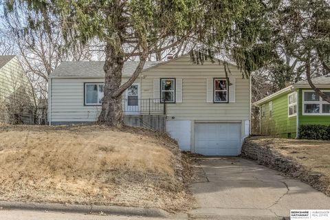 Photo of 2007 N 71 Street, Omaha, NE 68104 (MLS # 22603908)
