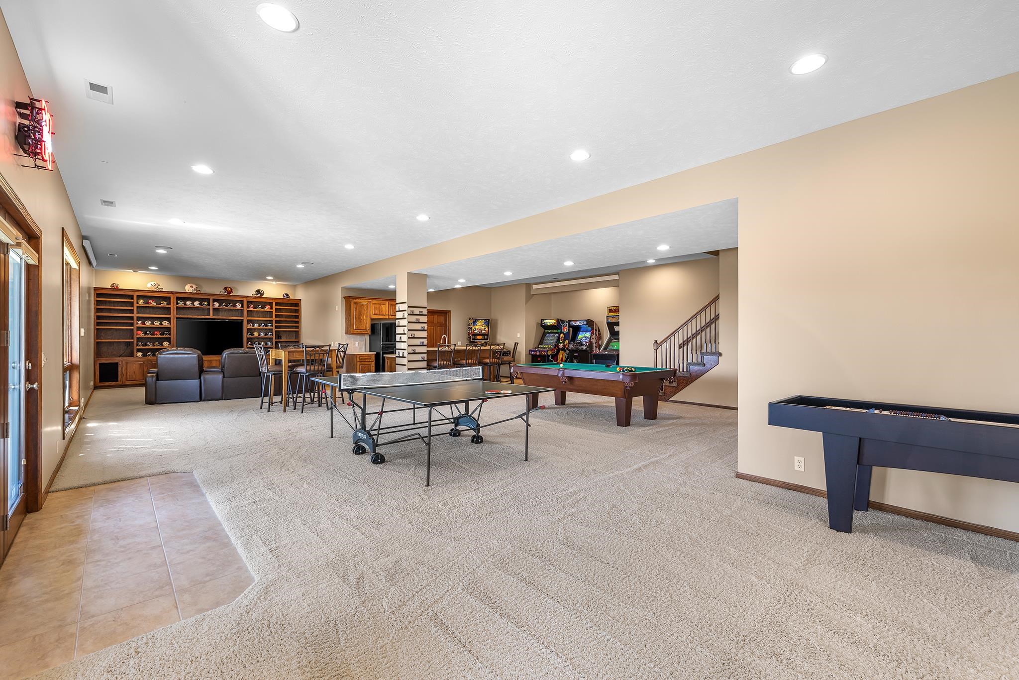 Omaha, Nebraska 68130, United States, 3 Bedrooms Bedrooms, ,3 BathroomsBathrooms,Residential,Pending,148969