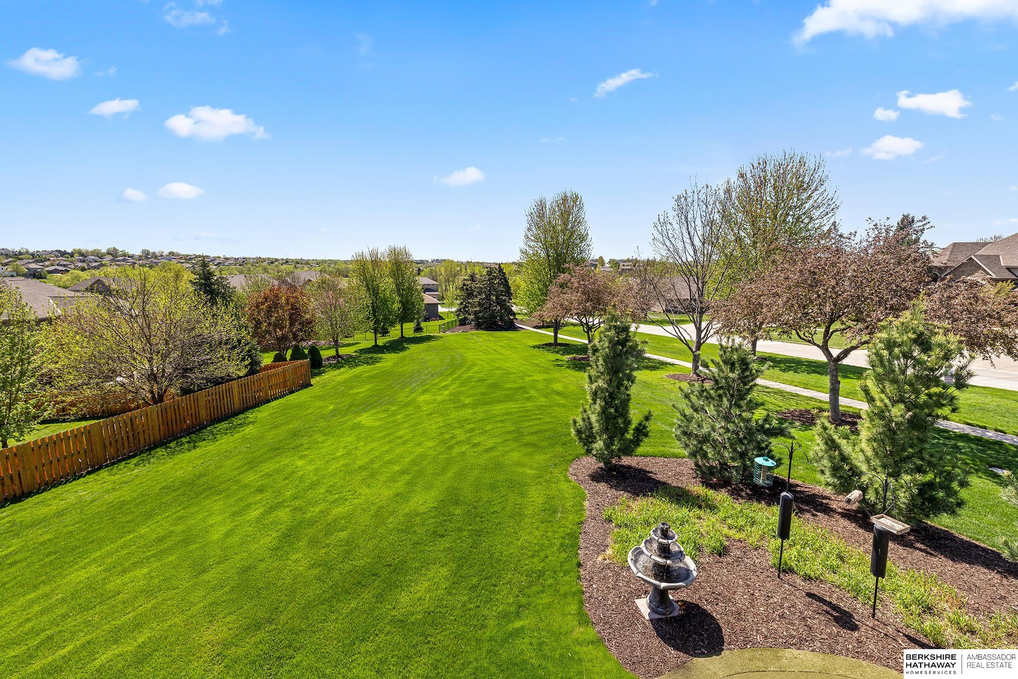 Omaha, Nebraska 68130, United States, 3 Bedrooms Bedrooms, ,3 BathroomsBathrooms,Residential,Pending,148969