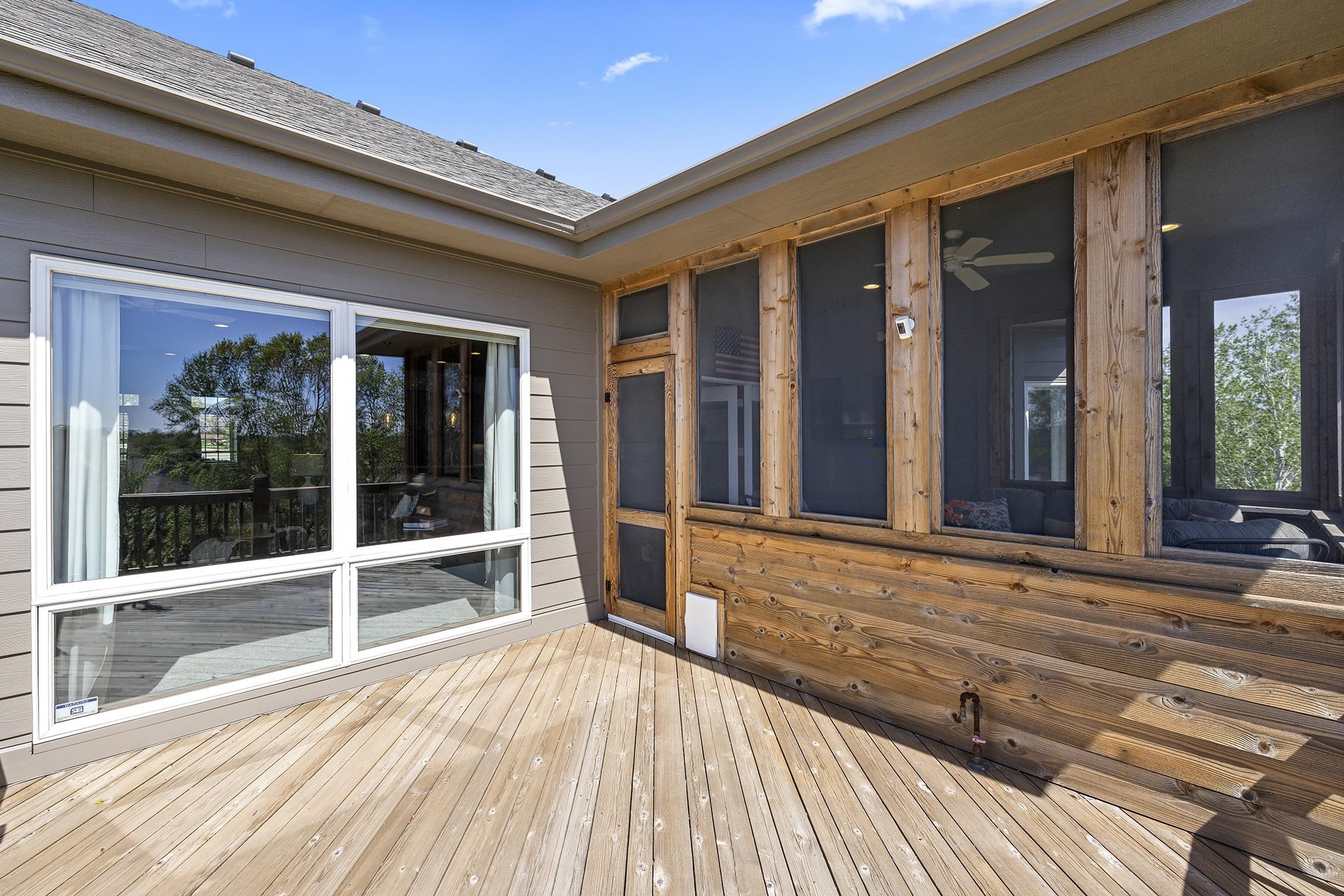 Omaha, Nebraska 68130, United States, 3 Bedrooms Bedrooms, ,3 BathroomsBathrooms,Residential,Pending,148969