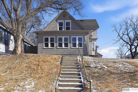 Photo of 4531 N 39th Street, Omaha, NE 68111 (MLS # 22601288)