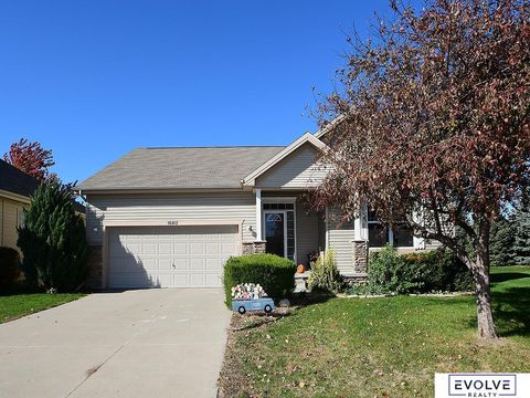 Photo of 16812 Colony Circle, Omaha, NE 68136 (MLS # 22534144)