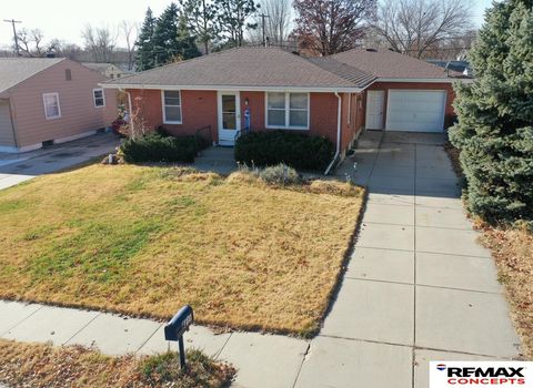 Photo of 4221 N 11 Street, Lincoln, NE 68521 (MLS # 22603170)