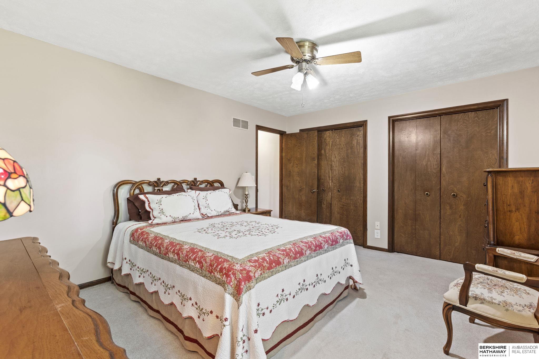 Springfield, Nebraska 68059, United States, 4 Bedrooms Bedrooms, ,3 BathroomsBathrooms,Residential,Pending,210976