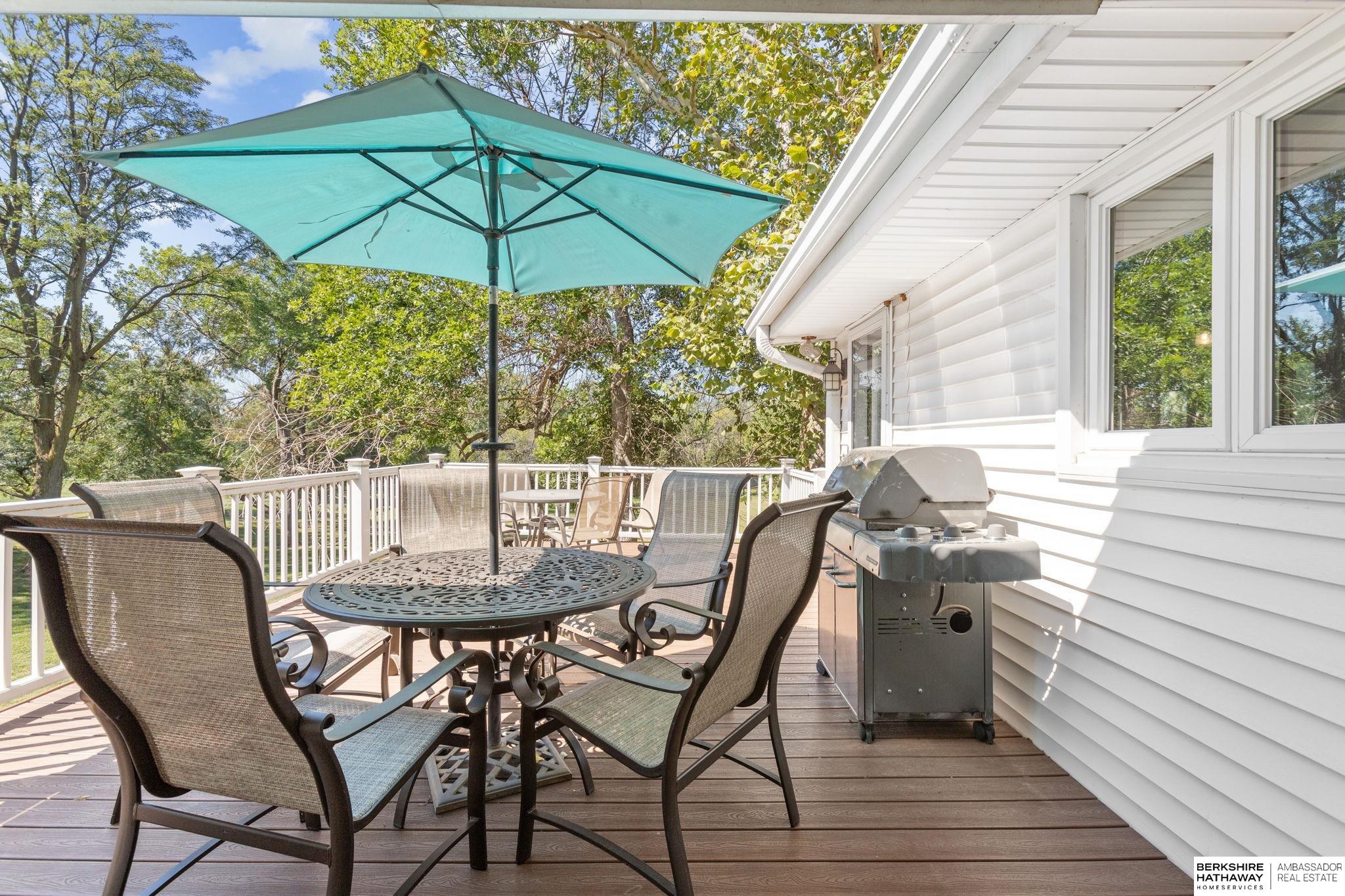 Springfield, Nebraska 68059, United States, 4 Bedrooms Bedrooms, ,3 BathroomsBathrooms,Residential,Pending,210976