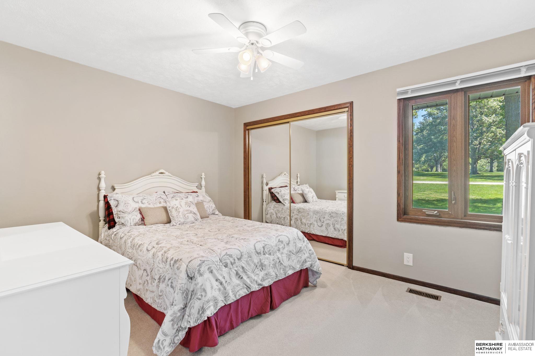 Springfield, Nebraska 68059, United States, 4 Bedrooms Bedrooms, ,3 BathroomsBathrooms,Residential,Pending,210976