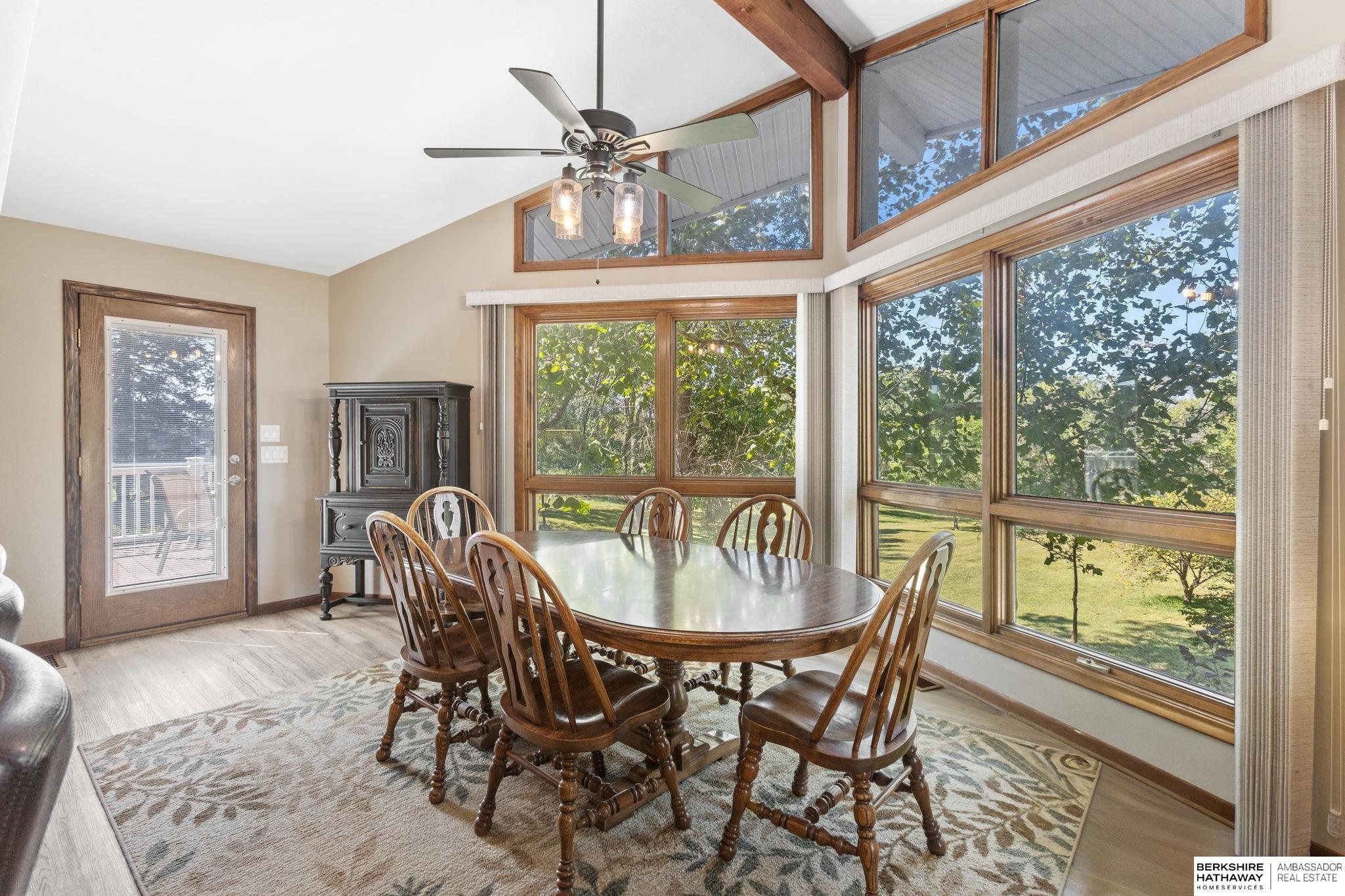 Springfield, Nebraska 68059, United States, 4 Bedrooms Bedrooms, ,3 BathroomsBathrooms,Residential,Pending,210976