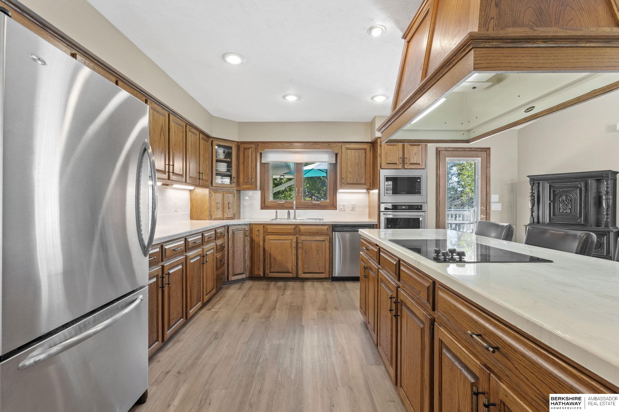 Springfield, Nebraska 68059, United States, 4 Bedrooms Bedrooms, ,3 BathroomsBathrooms,Residential,Pending,210976