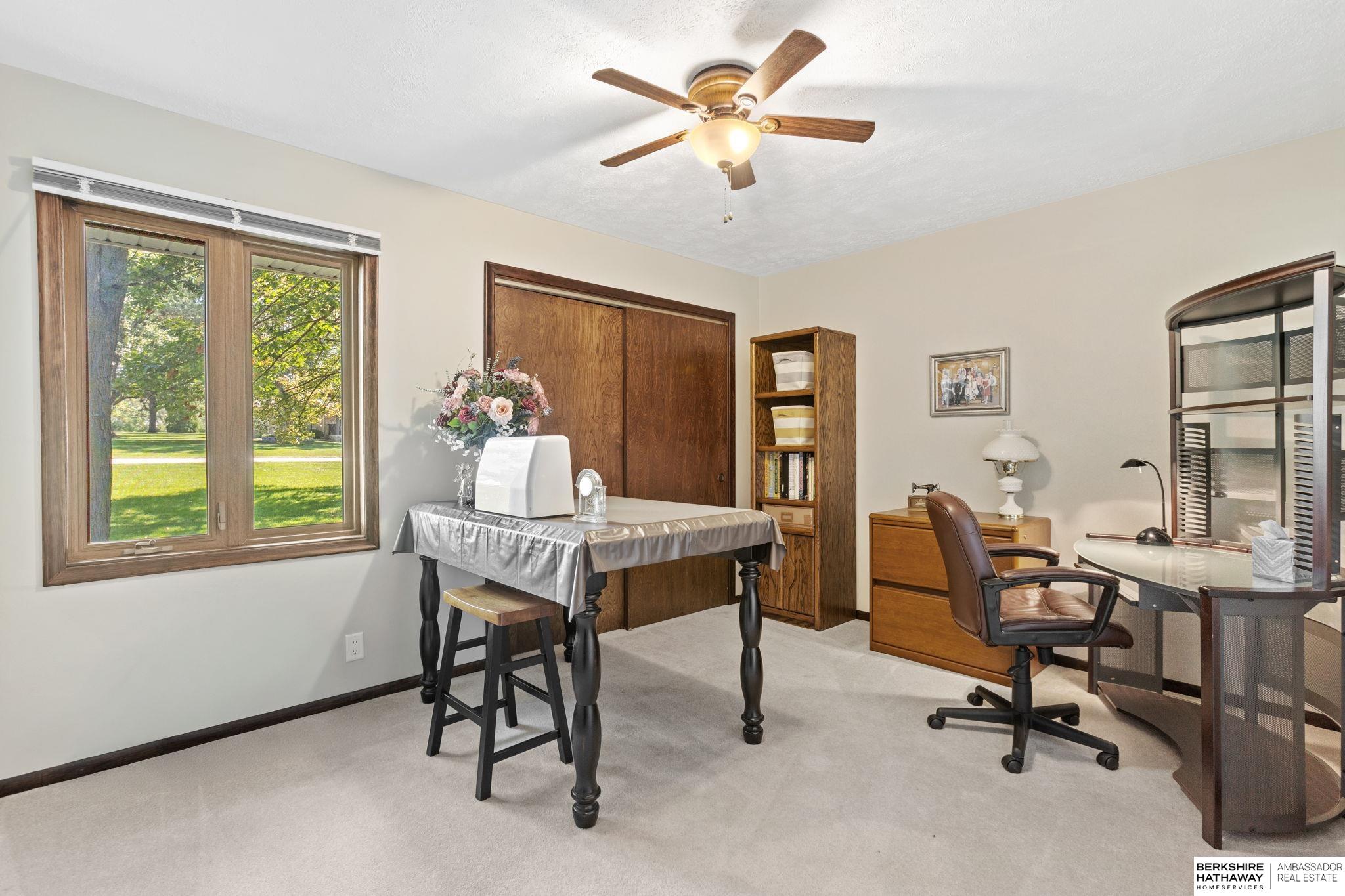 Springfield, Nebraska 68059, United States, 4 Bedrooms Bedrooms, ,3 BathroomsBathrooms,Residential,Pending,210976