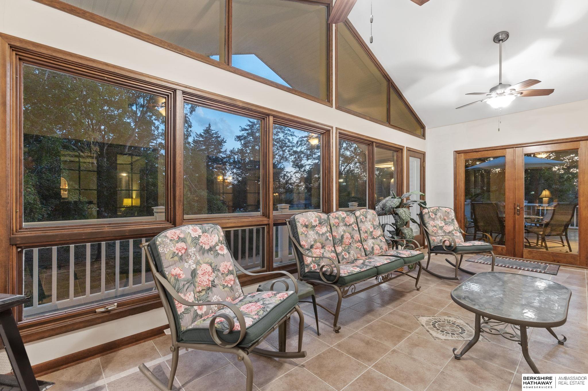 Springfield, Nebraska 68059, United States, 4 Bedrooms Bedrooms, ,3 BathroomsBathrooms,Residential,Pending,210976