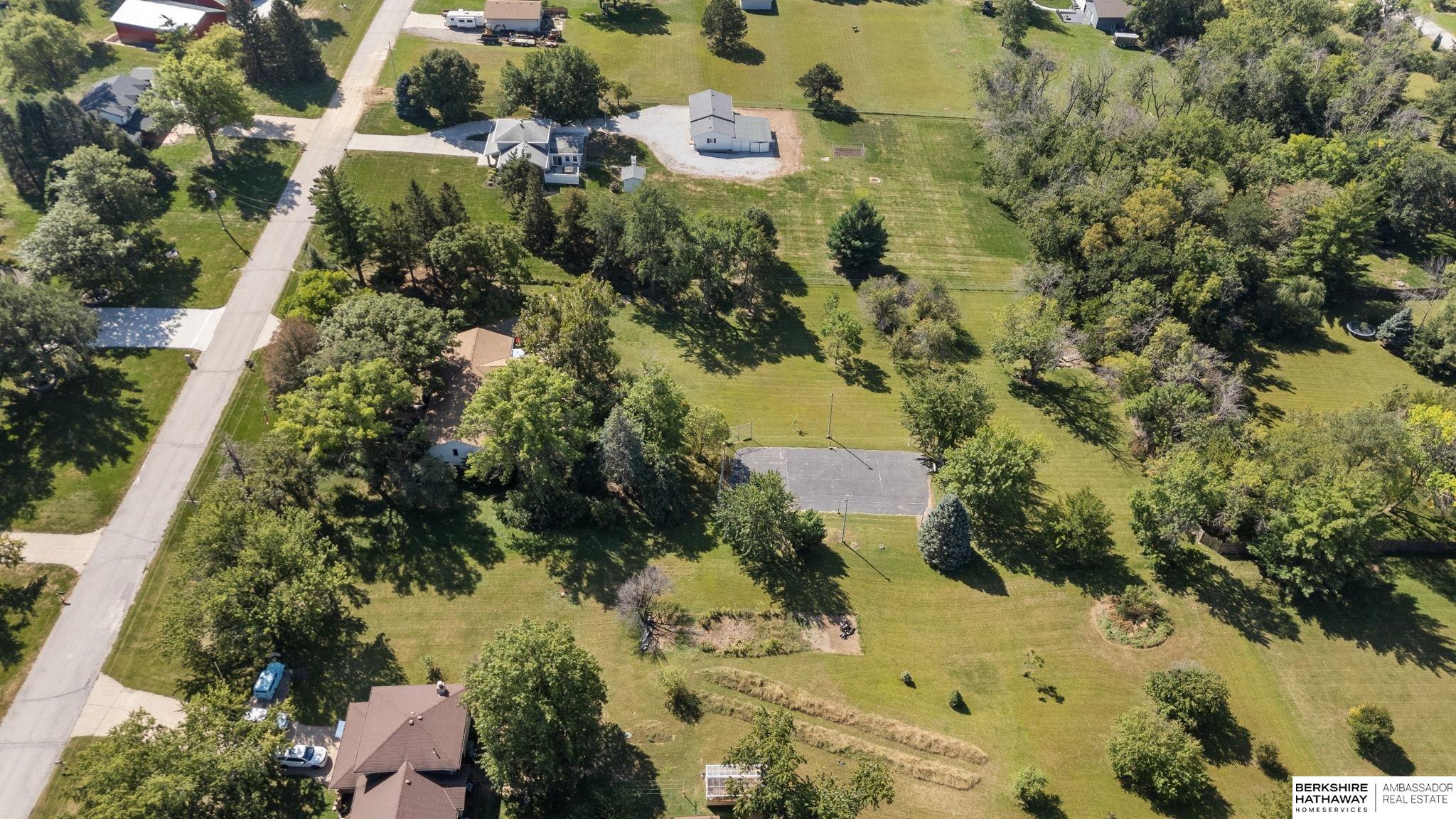 Springfield, Nebraska 68059, United States, 4 Bedrooms Bedrooms, ,3 BathroomsBathrooms,Residential,Pending,210976