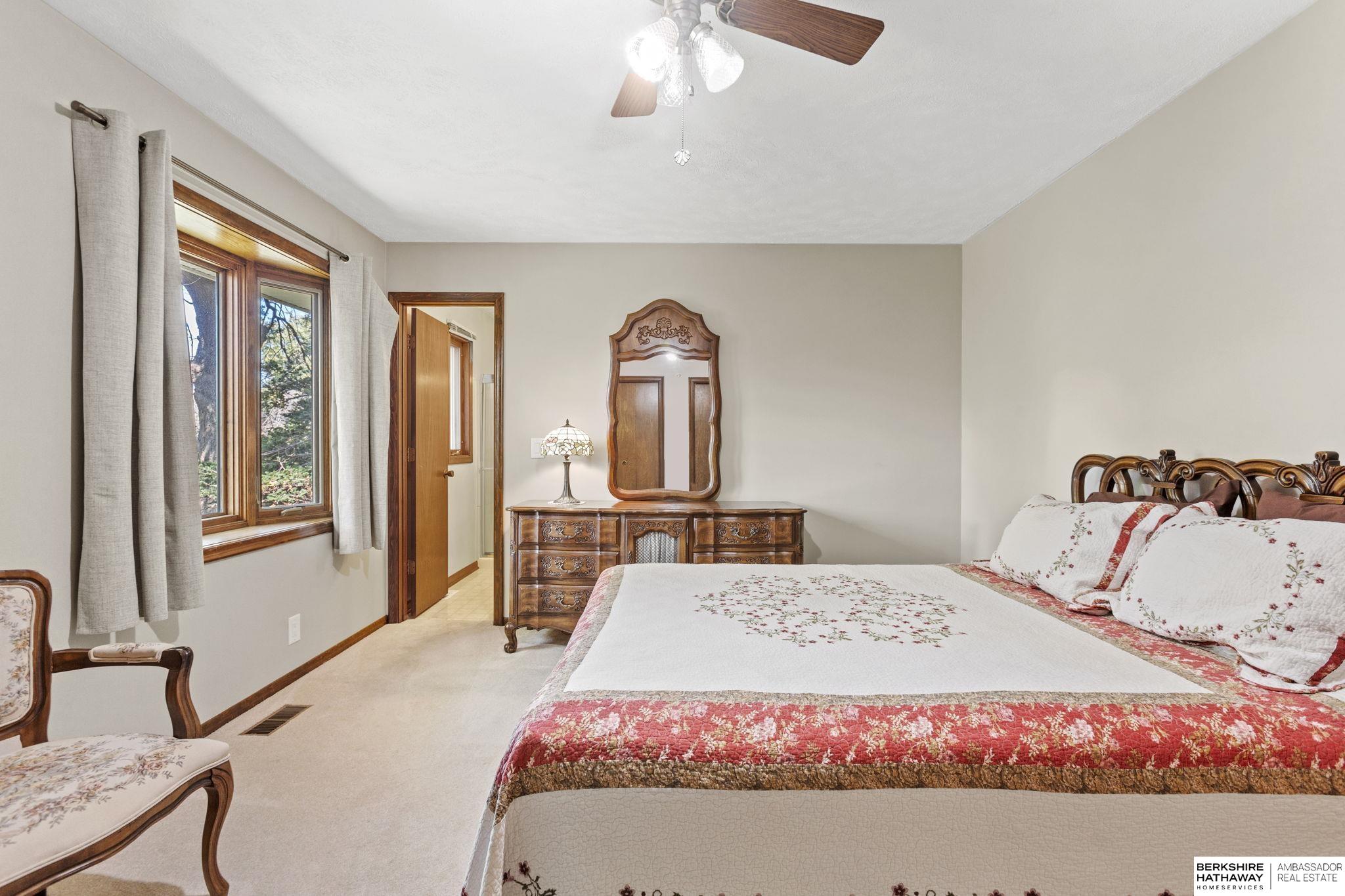 Springfield, Nebraska 68059, United States, 4 Bedrooms Bedrooms, ,3 BathroomsBathrooms,Residential,Pending,210976