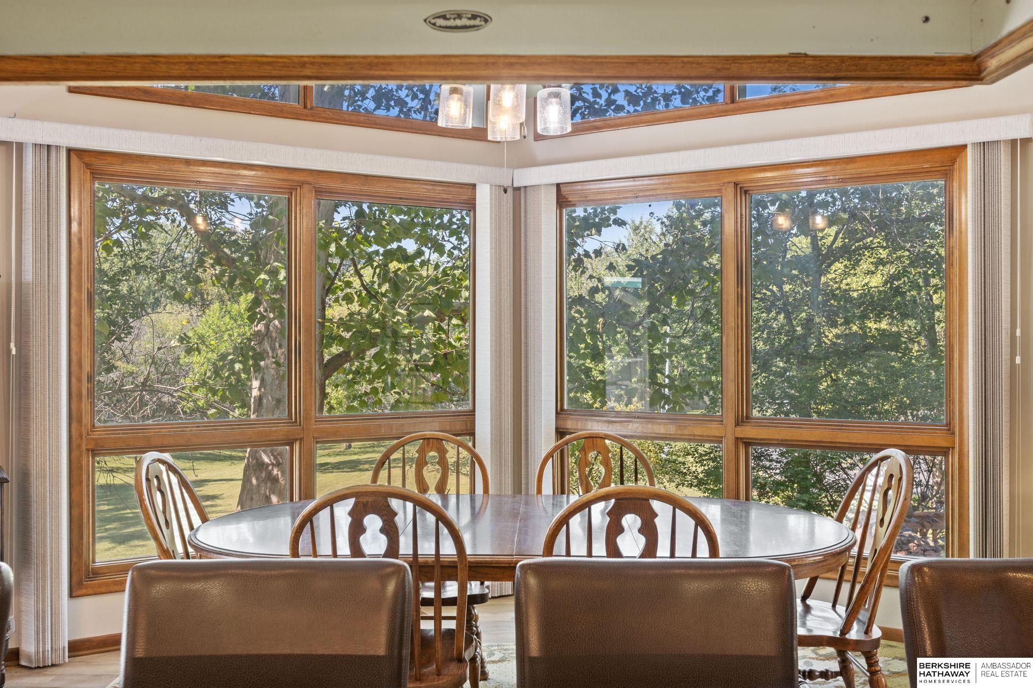 Springfield, Nebraska 68059, United States, 4 Bedrooms Bedrooms, ,3 BathroomsBathrooms,Residential,Pending,210976