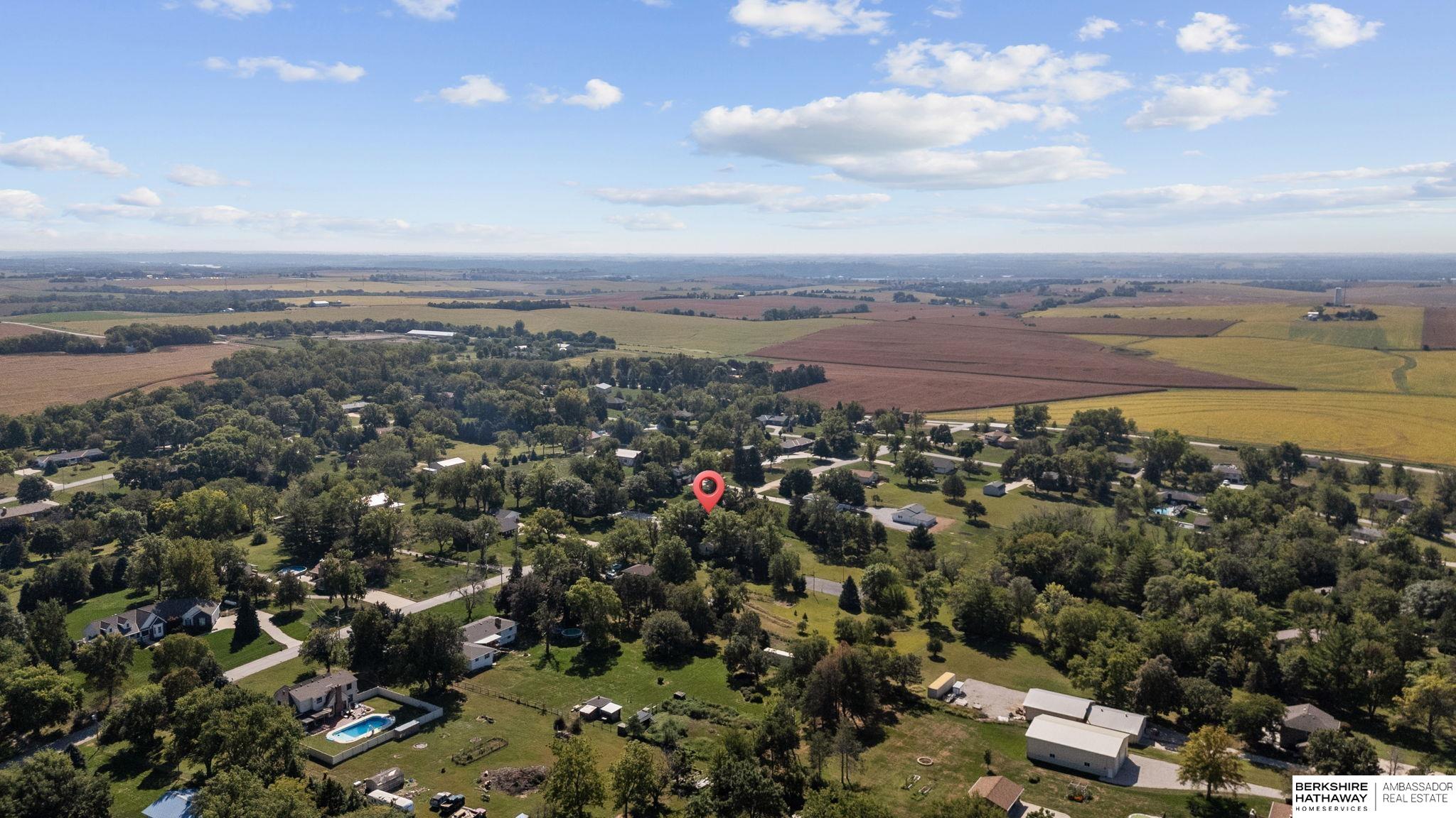 Springfield, Nebraska 68059, United States, 4 Bedrooms Bedrooms, ,3 BathroomsBathrooms,Residential,Pending,210976