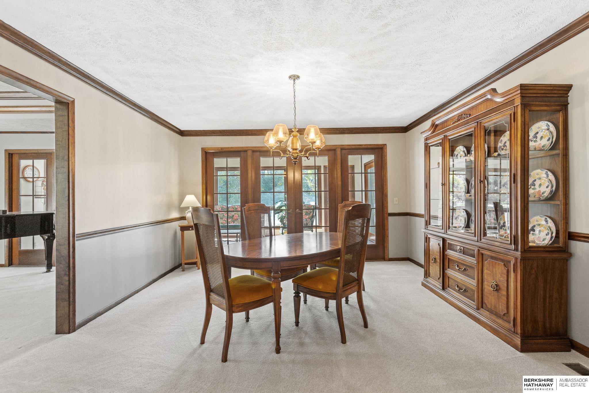 Springfield, Nebraska 68059, United States, 4 Bedrooms Bedrooms, ,3 BathroomsBathrooms,Residential,Pending,210976