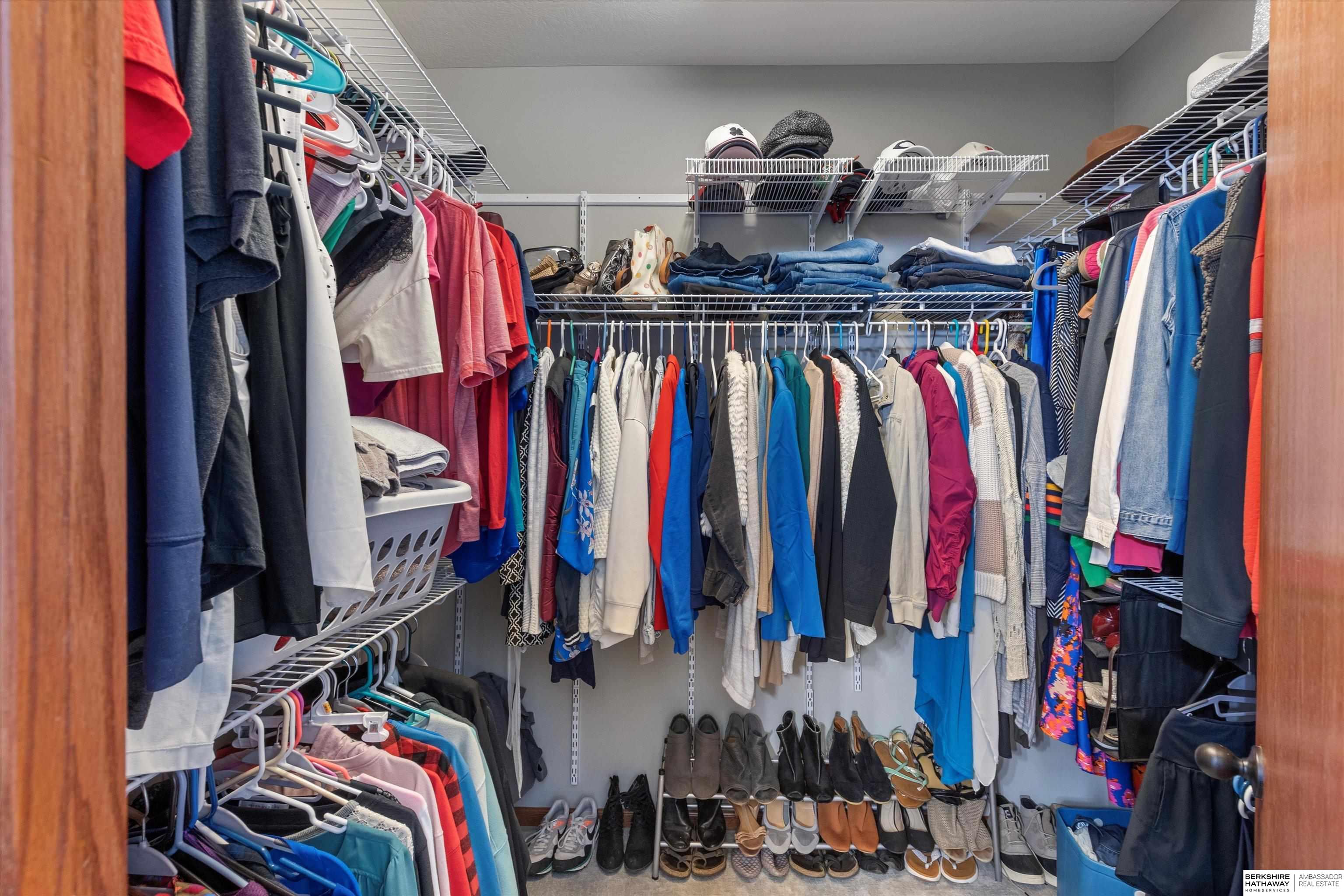 Omaha, Nebraska 68136, United States, 5 Bedrooms Bedrooms, ,3 BathroomsBathrooms,Residential,Active,226141