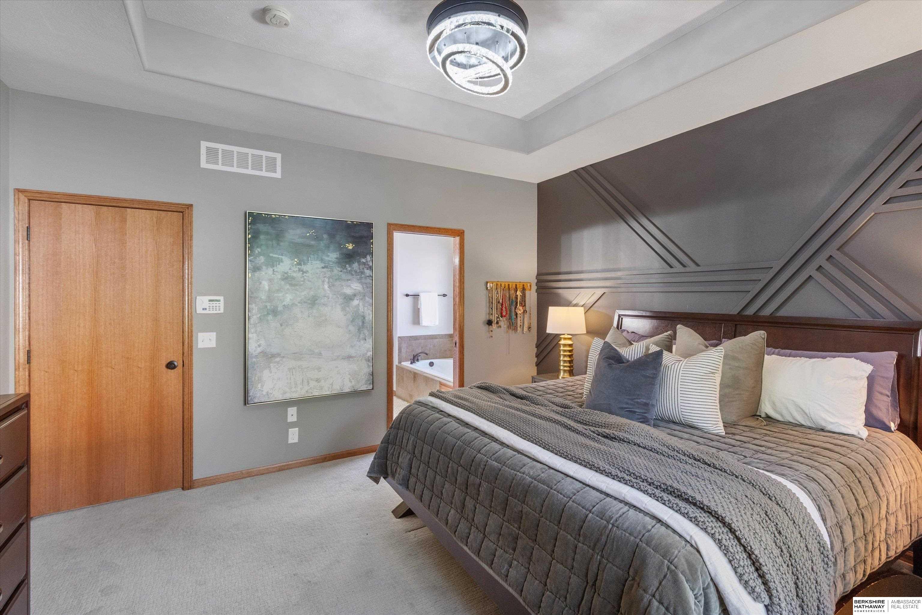 Omaha, Nebraska 68136, United States, 5 Bedrooms Bedrooms, ,3 BathroomsBathrooms,Residential,Active,226141