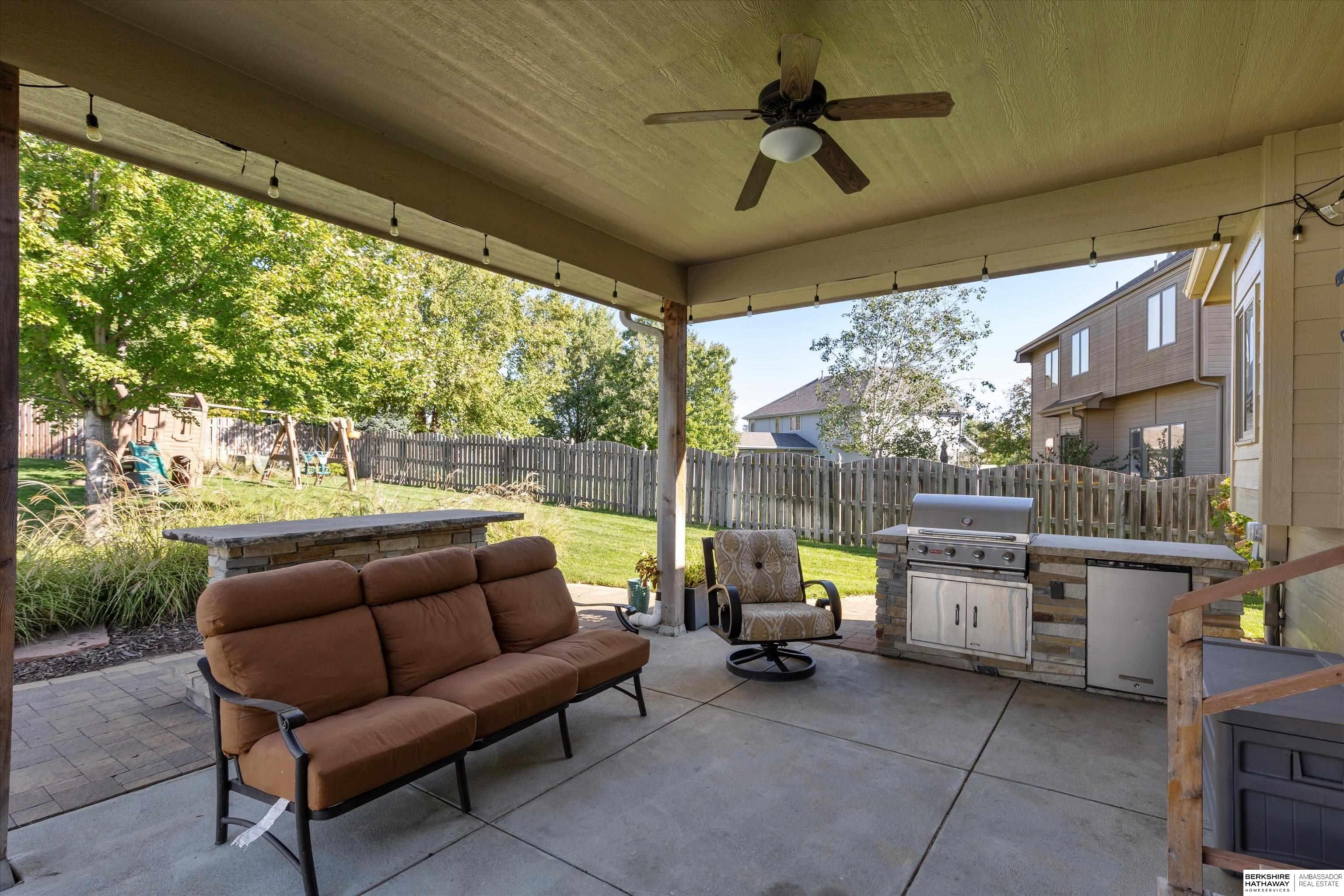 Omaha, Nebraska 68136, United States, 5 Bedrooms Bedrooms, ,3 BathroomsBathrooms,Residential,Active,226141