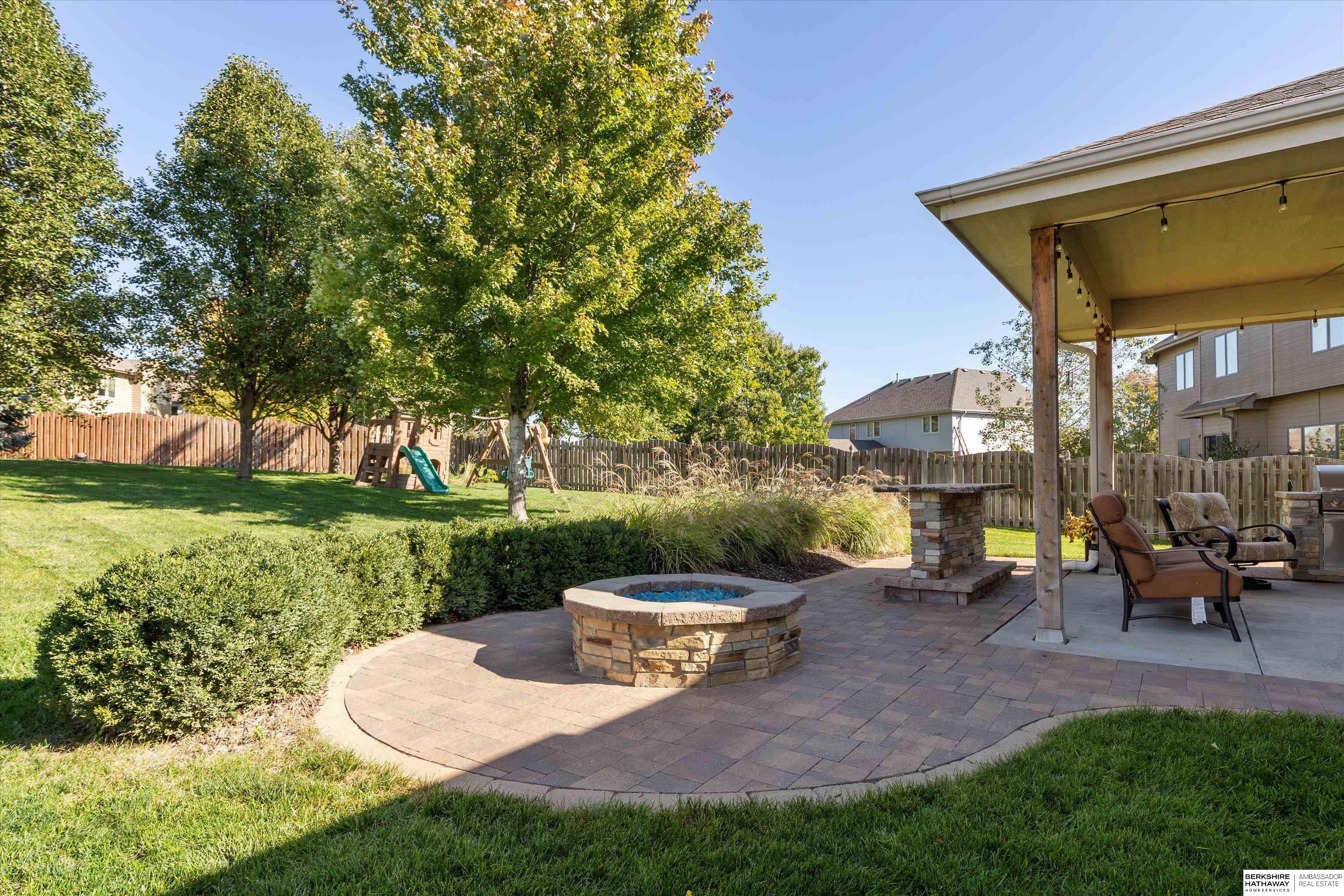 Omaha, Nebraska 68136, United States, 5 Bedrooms Bedrooms, ,3 BathroomsBathrooms,Residential,Active,226141