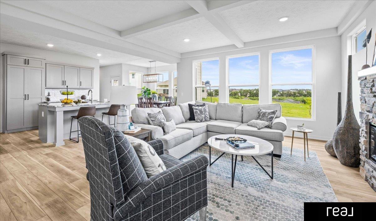 Bennington, Nebraska 68007, United States, 4 Bedrooms Bedrooms, ,2 BathroomsBathrooms,Residential,Active,204325