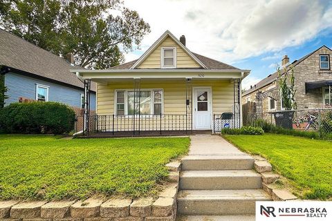 Photo of 5050 S 38th Street, Omaha, NE 68107 (MLS # 22526468)