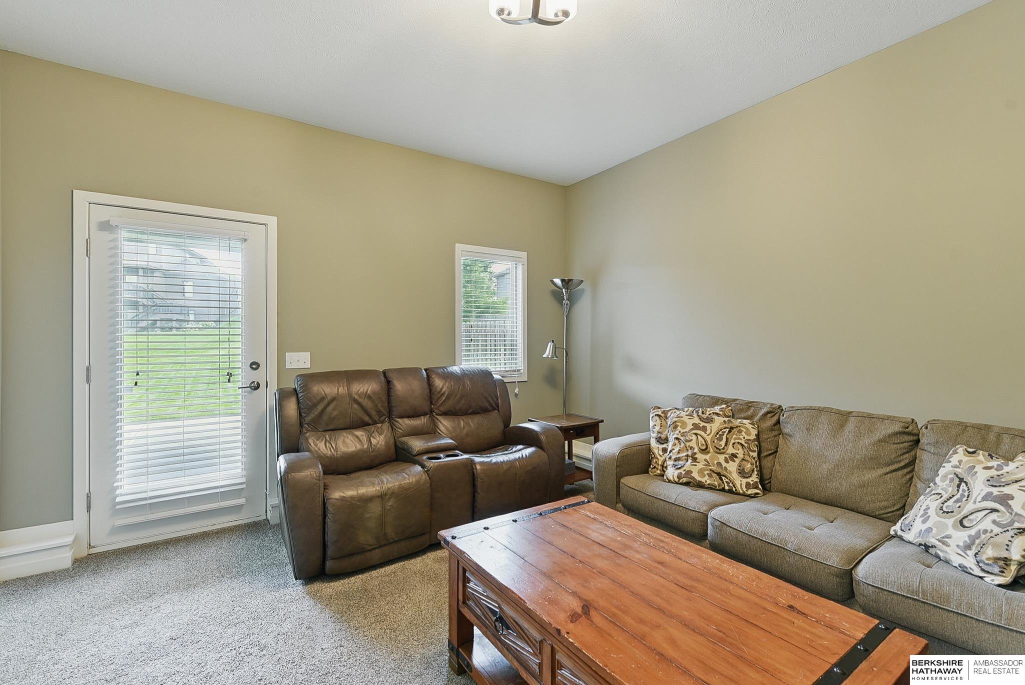 Elkhorn, Nebraska 68022, United States, 5 Bedrooms Bedrooms, ,4 BathroomsBathrooms,Residential,Active,146667