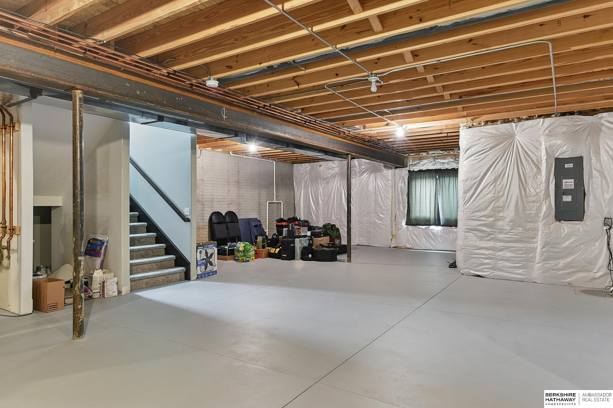 Elkhorn, Nebraska 68022, United States, 5 Bedrooms Bedrooms, ,4 BathroomsBathrooms,Residential,Active,146667