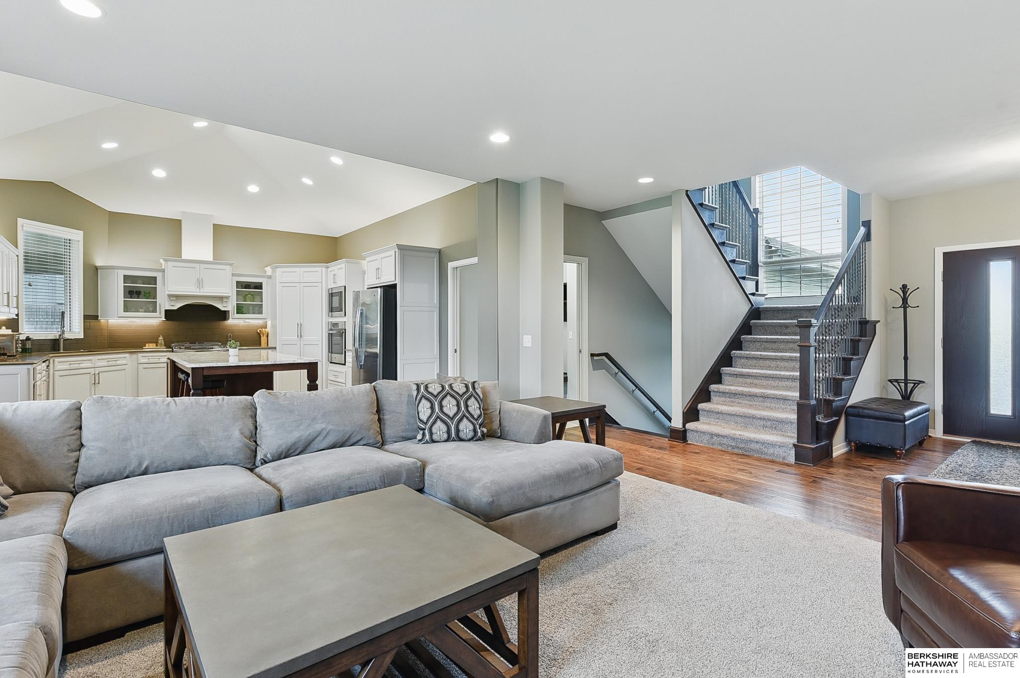 Elkhorn, Nebraska 68022, United States, 5 Bedrooms Bedrooms, ,4 BathroomsBathrooms,Residential,Active,146667