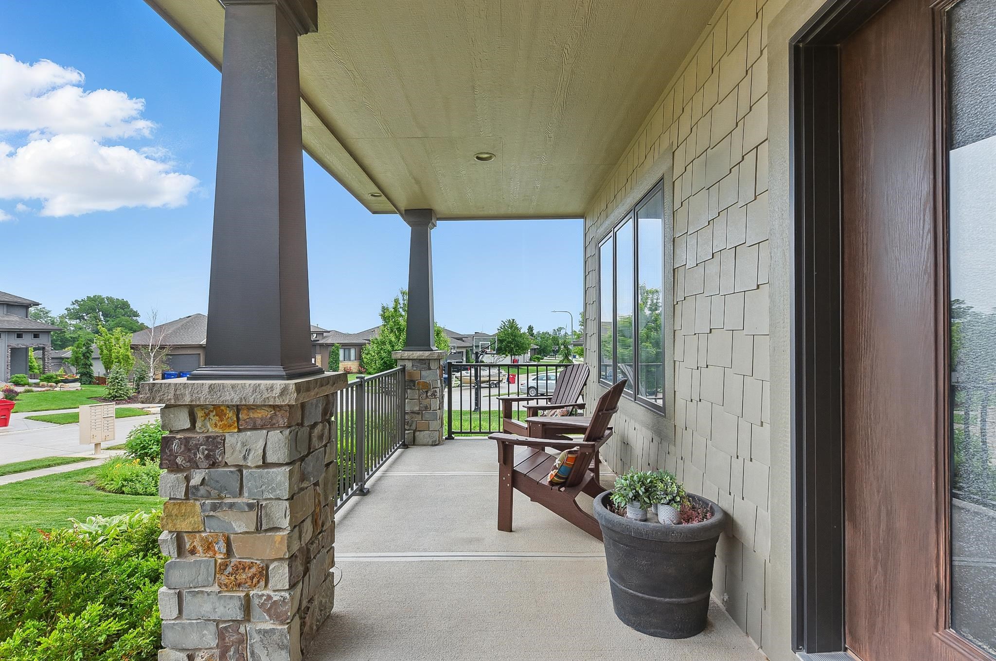 Elkhorn, Nebraska 68022, United States, 5 Bedrooms Bedrooms, ,4 BathroomsBathrooms,Residential,Active,146667