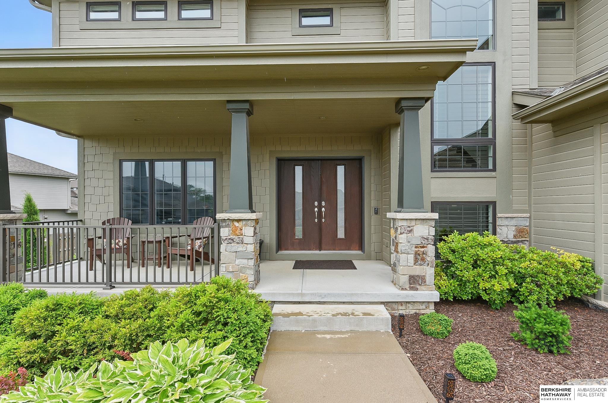 Elkhorn, Nebraska 68022, United States, 5 Bedrooms Bedrooms, ,4 BathroomsBathrooms,Residential,Active,146667