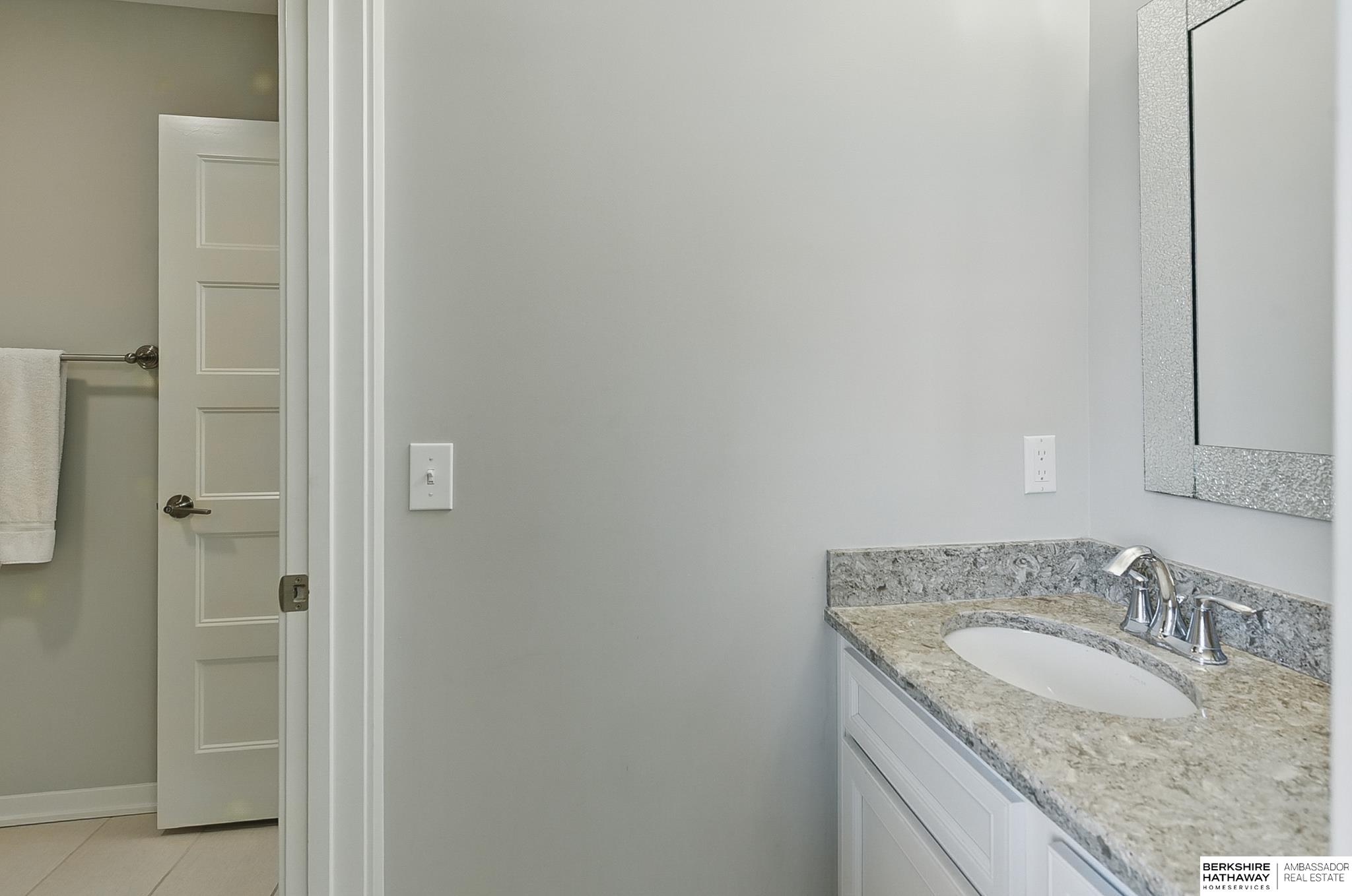 Elkhorn, Nebraska 68022, United States, 5 Bedrooms Bedrooms, ,4 BathroomsBathrooms,Residential,Active,146667